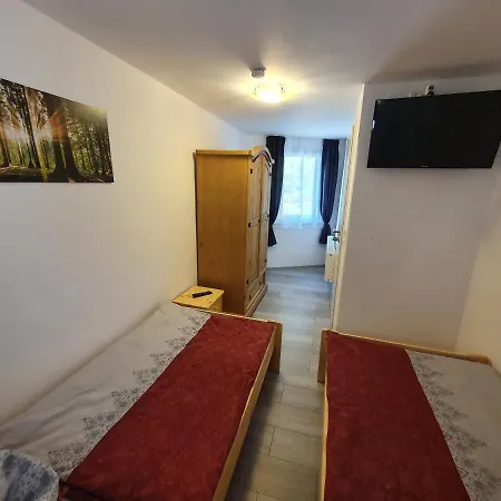 Unterhalb Der Burg 
